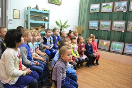 Здесь оставляю я сердца частицу