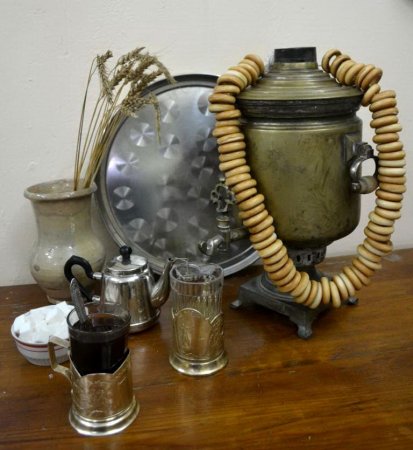 Доспехи стакана - подстаканник. Доспехи стакана - подстаканник.