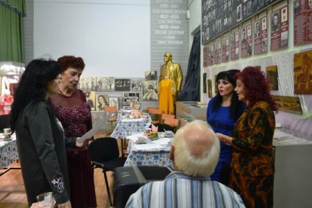 «Я лиру посвятил народу своему» «Я лиру посвятил народу своему»