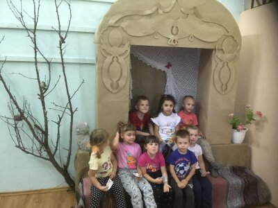 Выставка «Сокровища бабушкиного сундука»